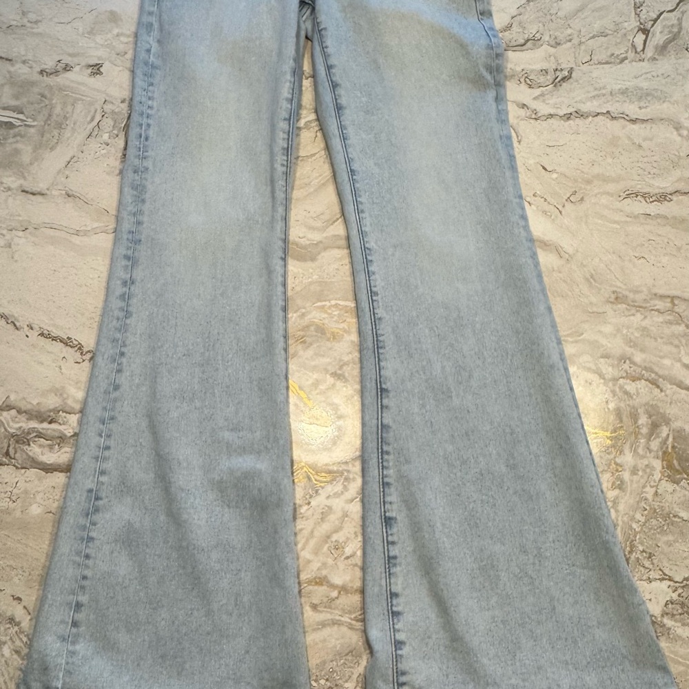 American Eagle Outfitters Light Blue Women's Flared Jeans Size 8